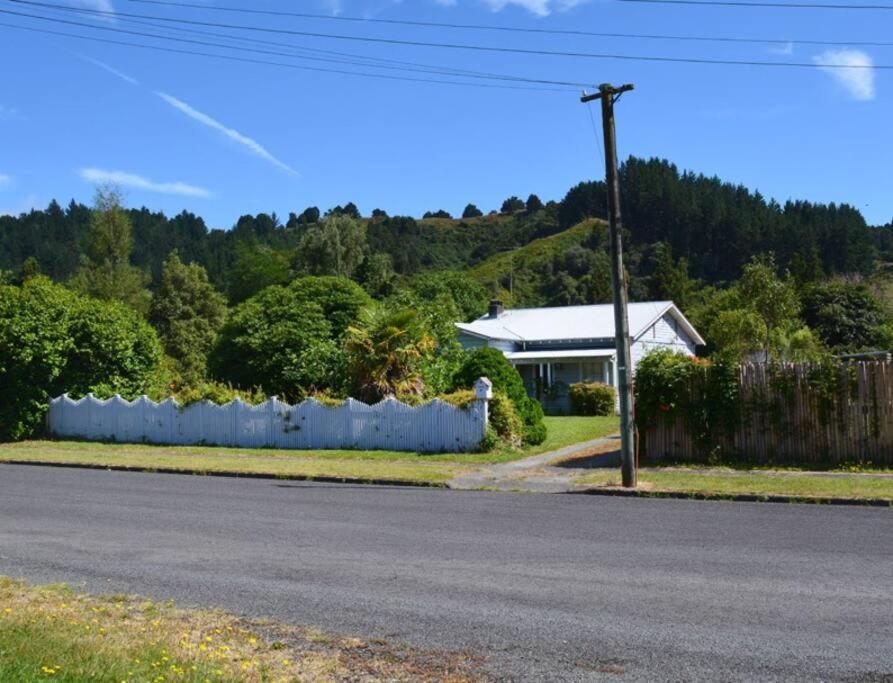 Riverlea Cottage - Cosy, Comfy, Quiet, Central Taumarunui Exteriör bild